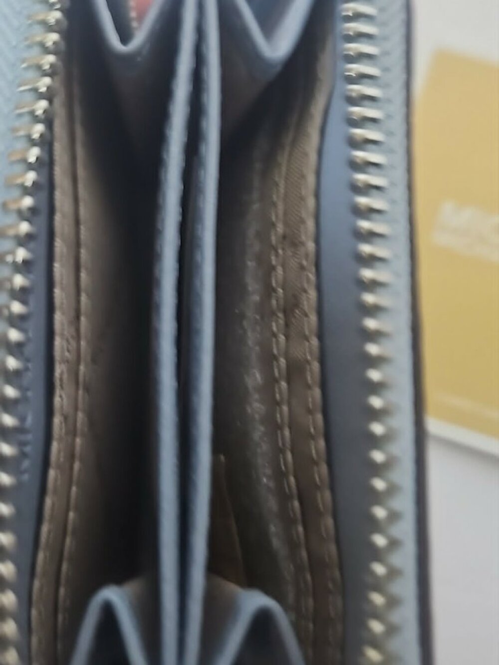 Michael Kors Jet Set - Picture 4 of 4